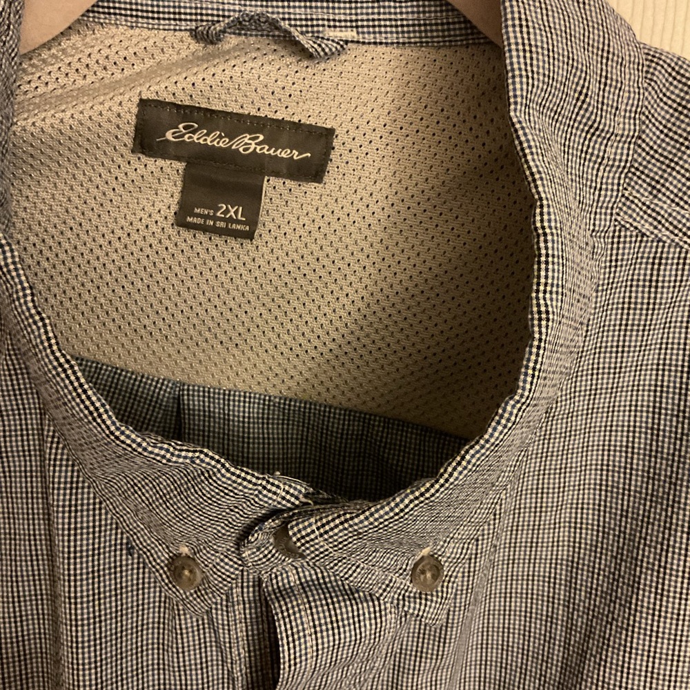 Eddie Bauer Outdoor Men’s Checkered Pattern Long Sleeve Button Up Shirt - Picture 3 of 8